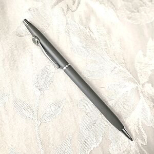 CROSS Pen.